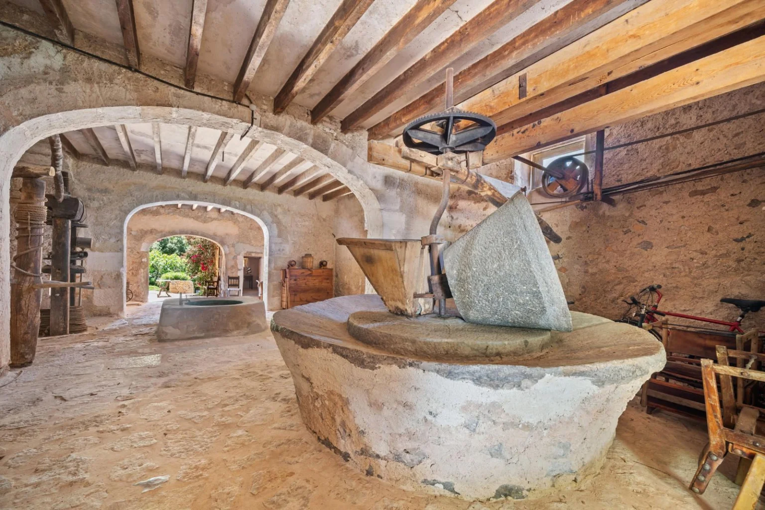 Property Image 8